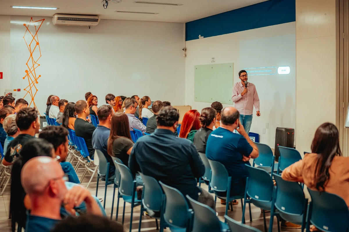 Hibrael numa palestra da UDIIA